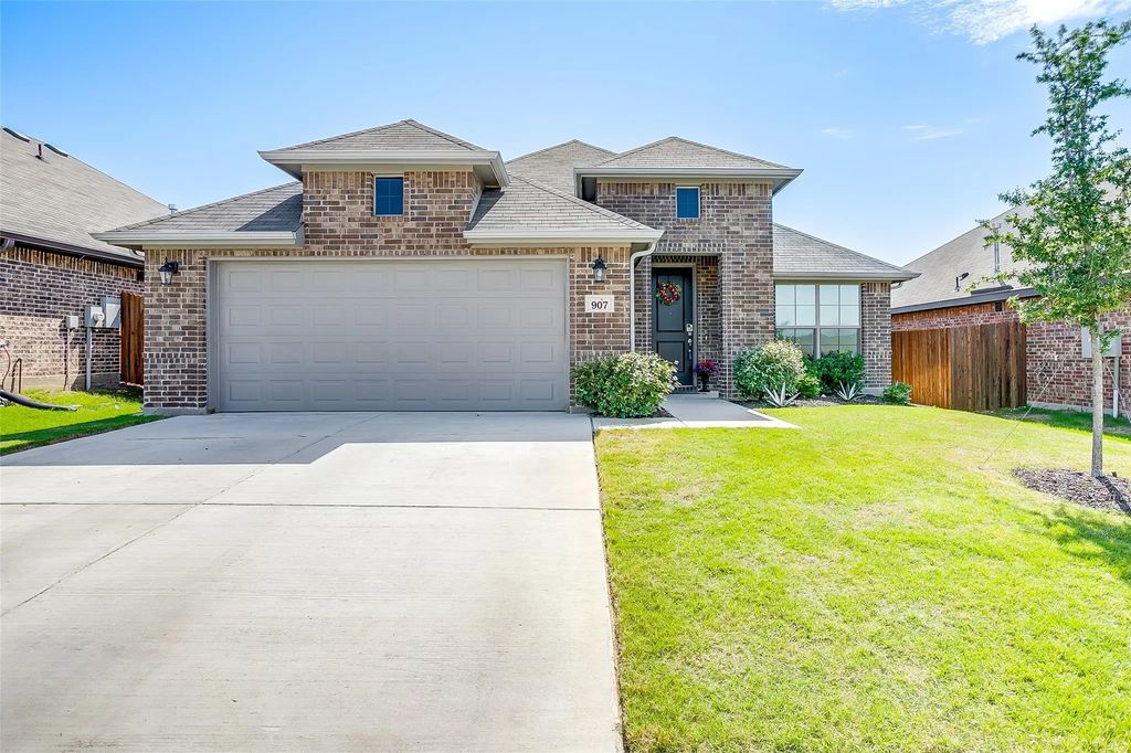 907 Beverly Drive, Cleburne