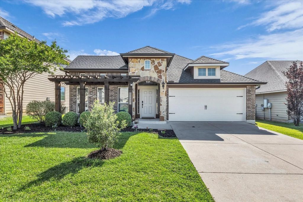 10804 Aurora Drive, Waco