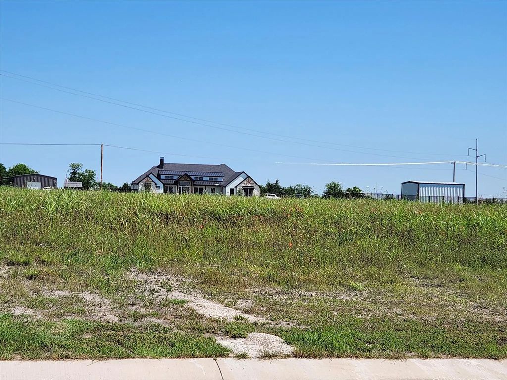 4704 Sasha Way, Caddo Mills