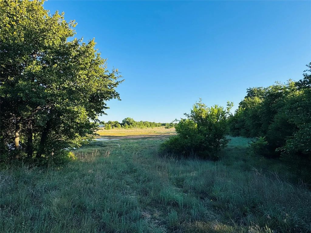 318 County Road 127, Clyde