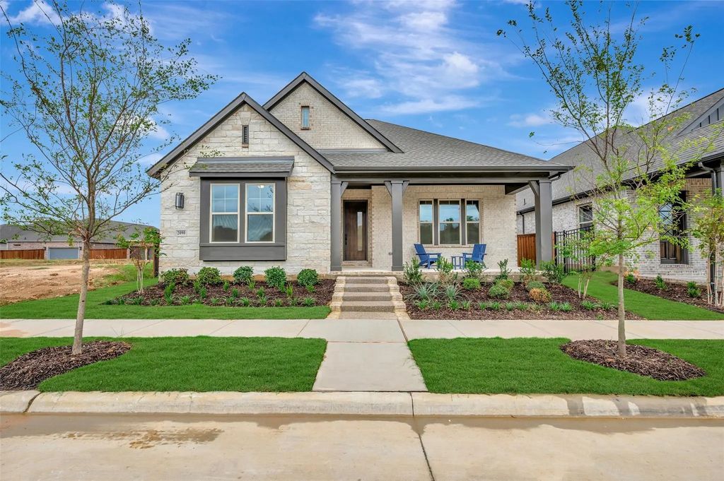 2090 Spotted Fawn Drive, Arlington