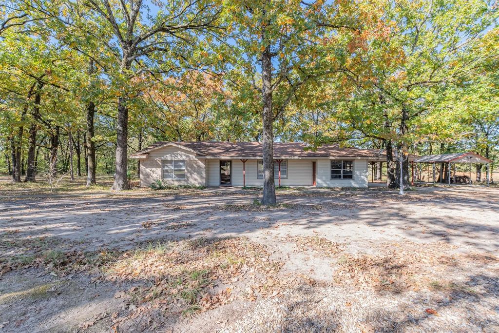 776 County Road 1080, Cooper