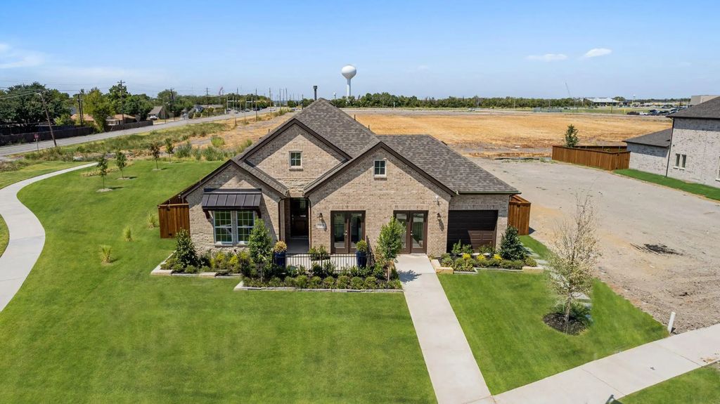 103 Heritage Hill Drive, Forney