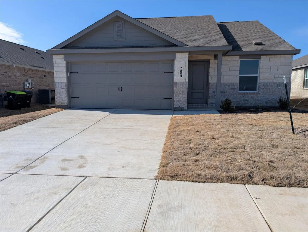 7803 Bent Gale Road, Pilot Point