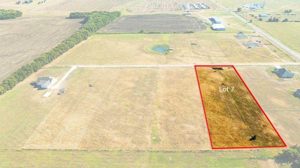83 Private Road 142025, Blossom