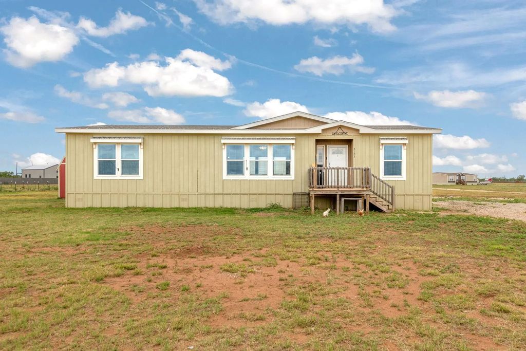 3173 Private Road 5113, Hawley