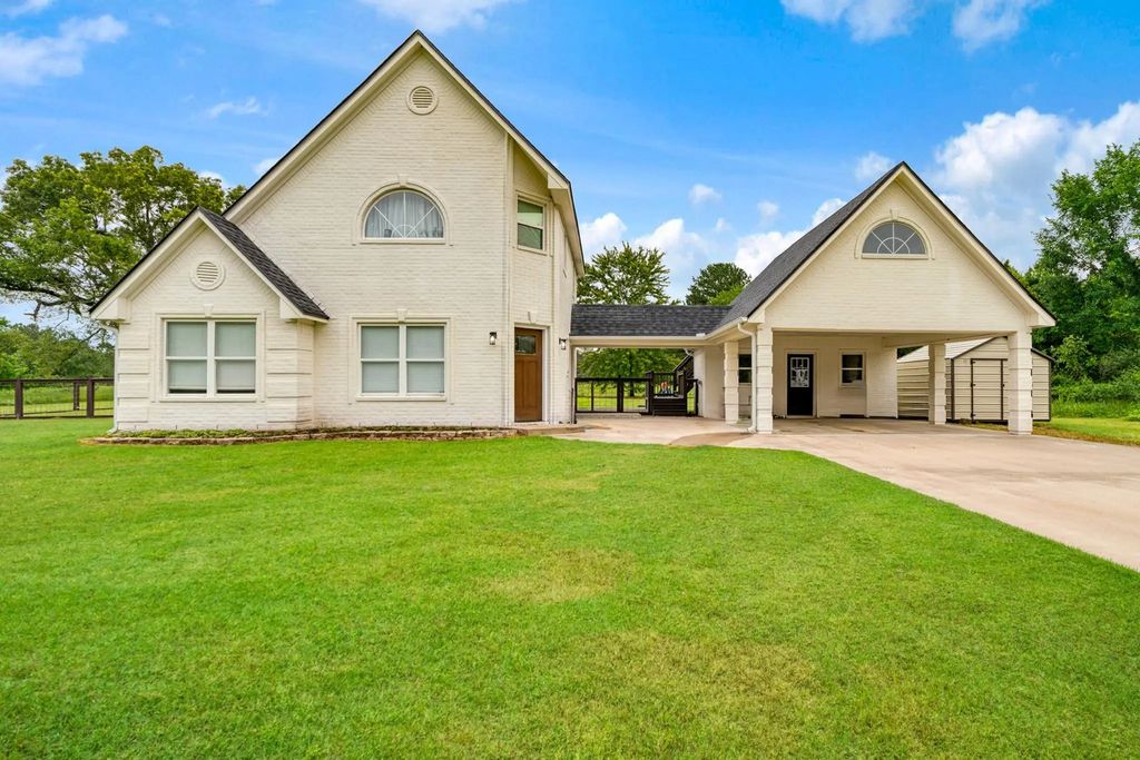 2497 Fm 2648, Powderly