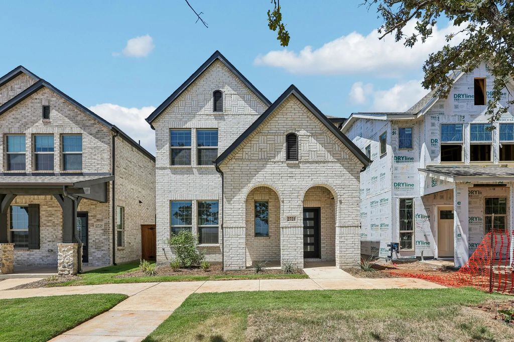 2721 Kobuk Drive, Corinth