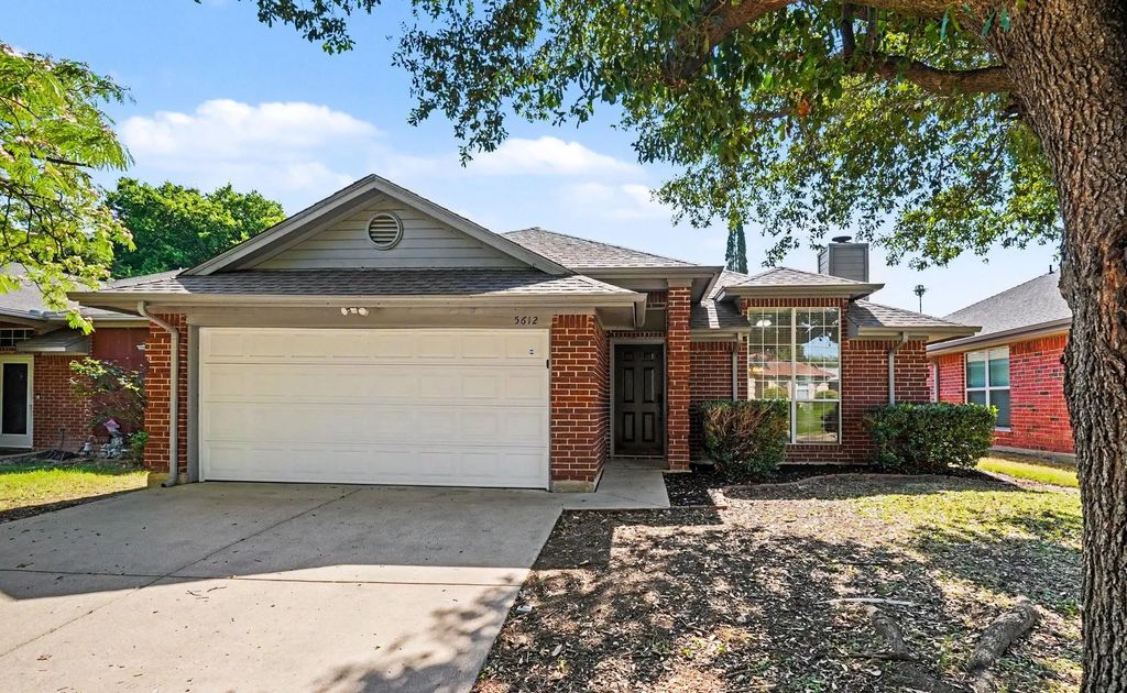 5612 Cancun Drive, North Richland Hills