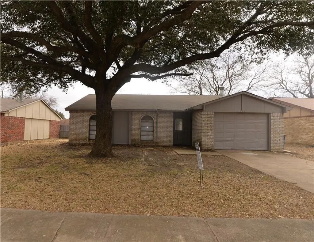 556 Hanover Drive, Allen