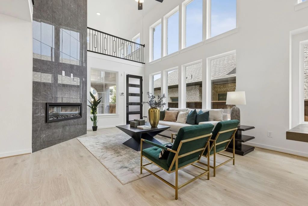 1532 Euclid Alley, Corinth