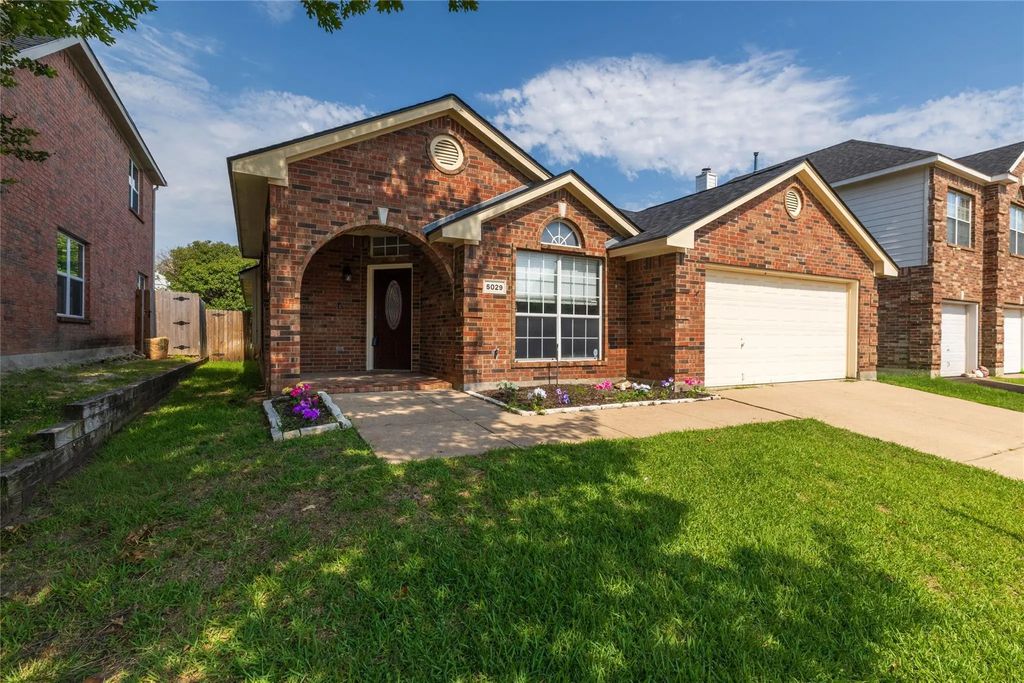 5029 Skymeadow Drive, Fort Worth