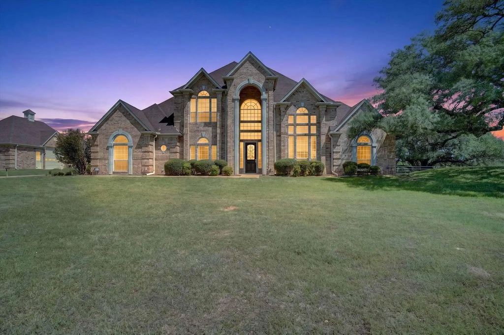 175 N Boyce Lane, Fort Worth