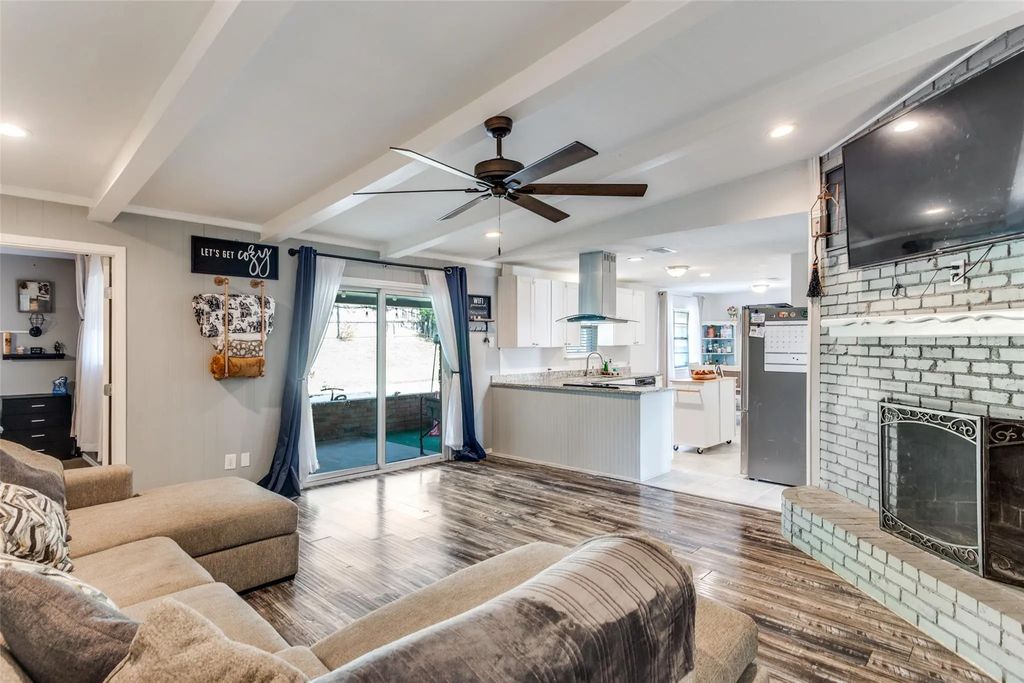 7501 Trimble Drive, Fort Worth