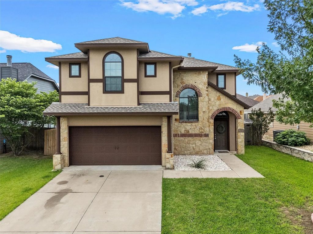10237 Condor Loop, Waco