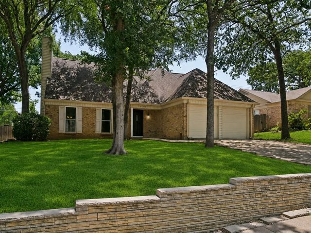 1706 Acorn Drive, Euless
