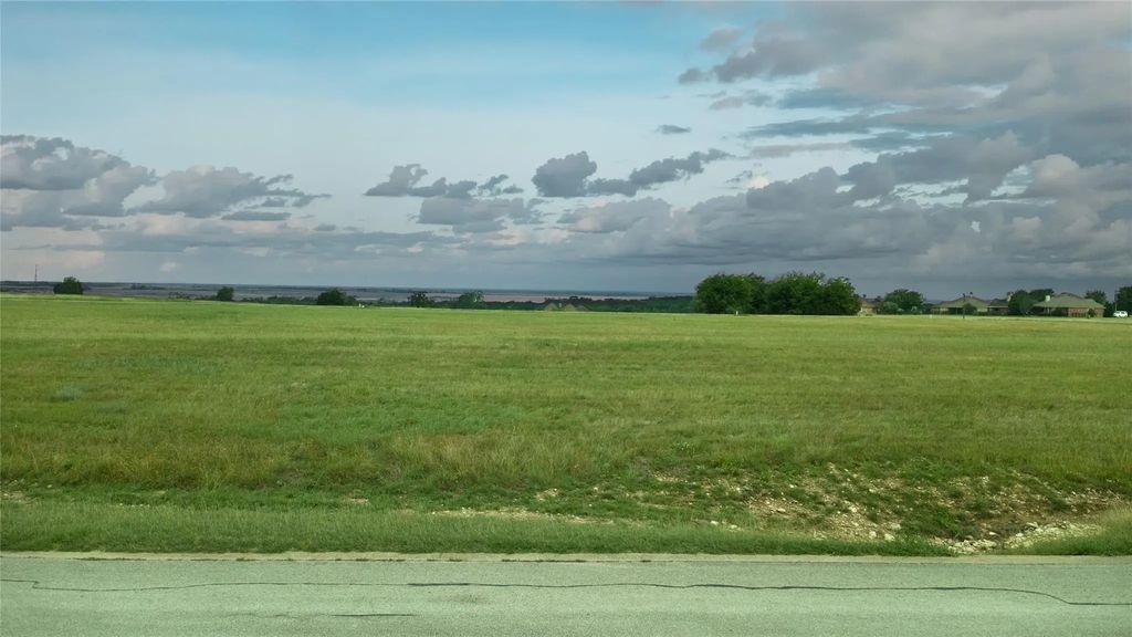 7132 Retreat Boulevard, Cleburne