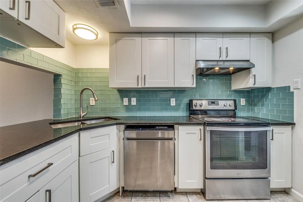 3635 Garden Brook Drive 17100, Farmers Branch