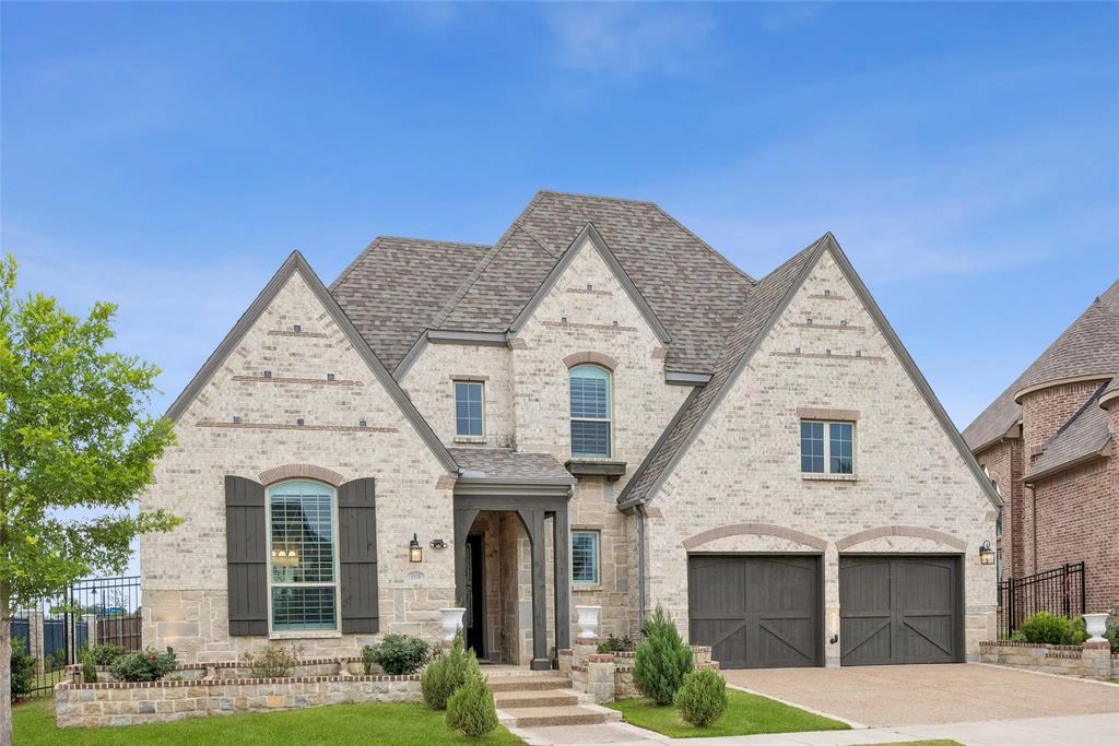 1910 Woodland Skipper Way, Arlington
