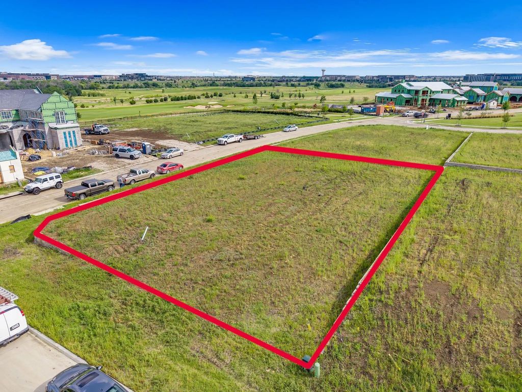 322 Maywood Lane, Frisco