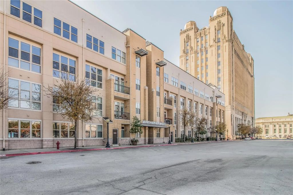 201 W Lancaster Avenue 203, Fort Worth