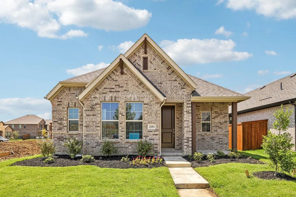 2604 Gladewater Road, Celina