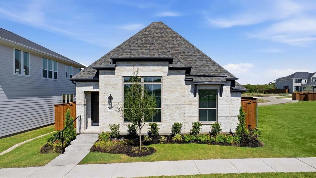 540 Stark Mews, Celina