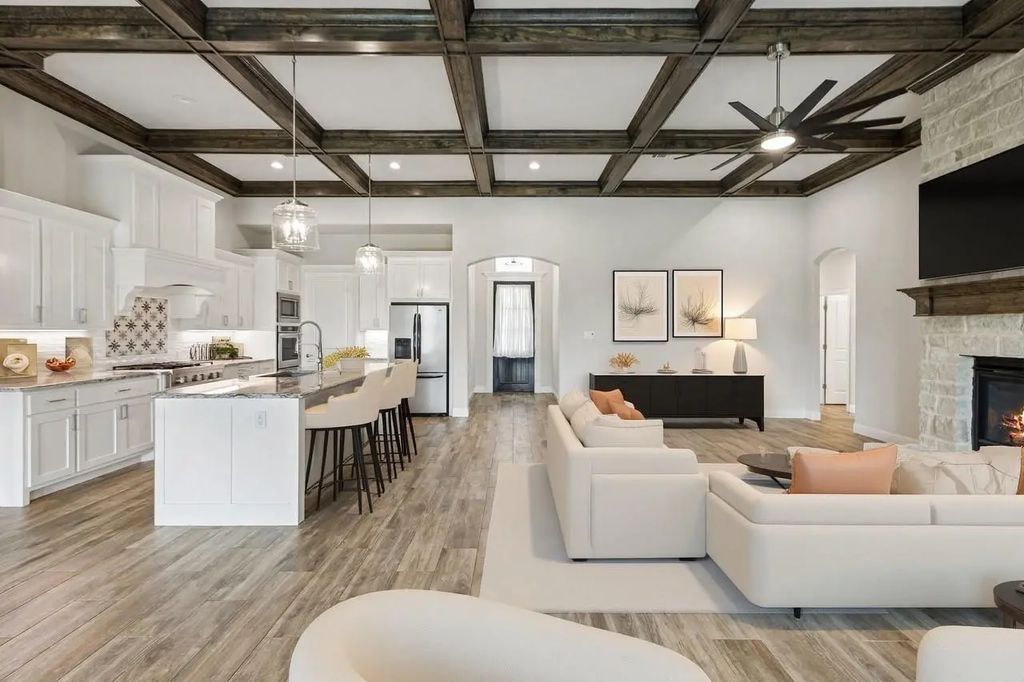 1009 Tobey Court, Aledo