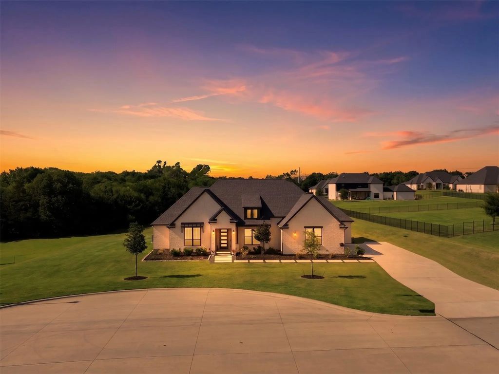 126 Buchanan Court, Weston