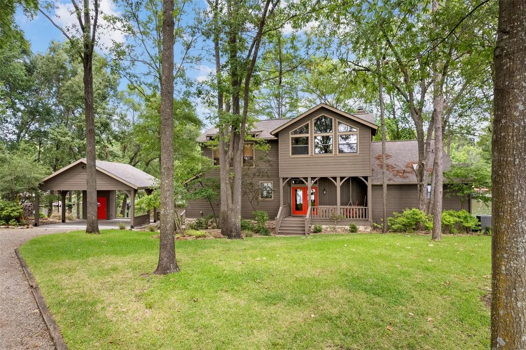 785 Windy Point Drive, Mount Vernon