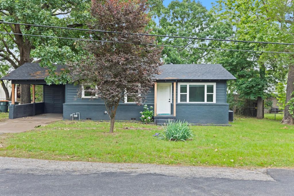 2807 Willard Drive, Tyler