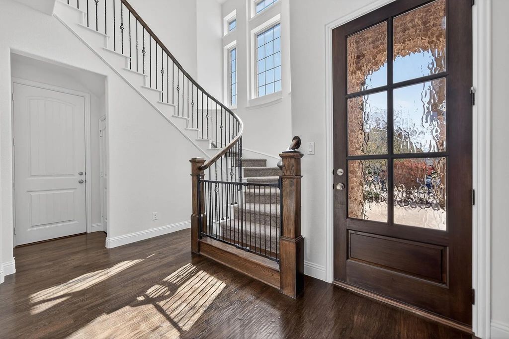 922 Amber Knoll Drive, Rockwall