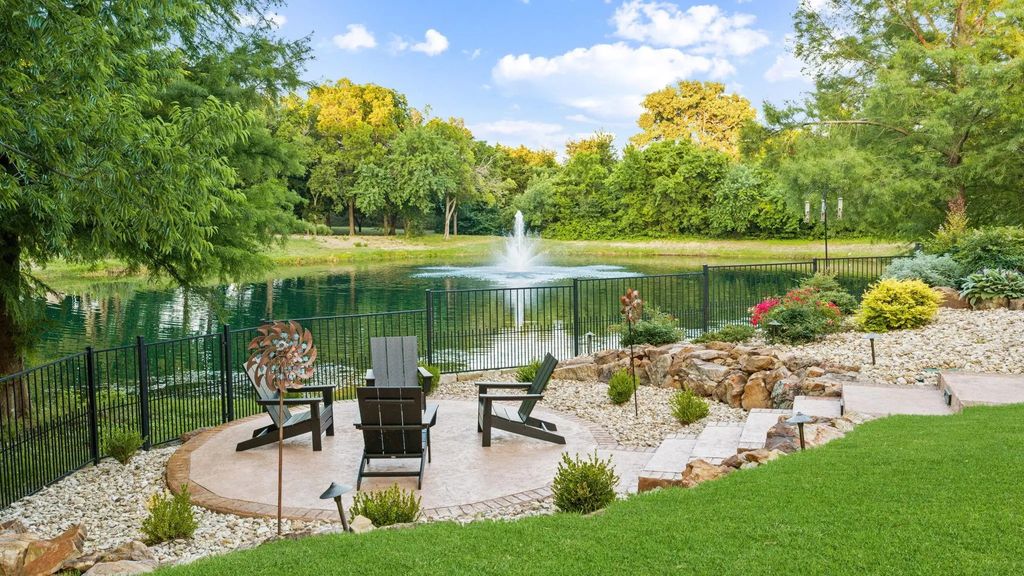 4745 Secret Cove, Rockwall