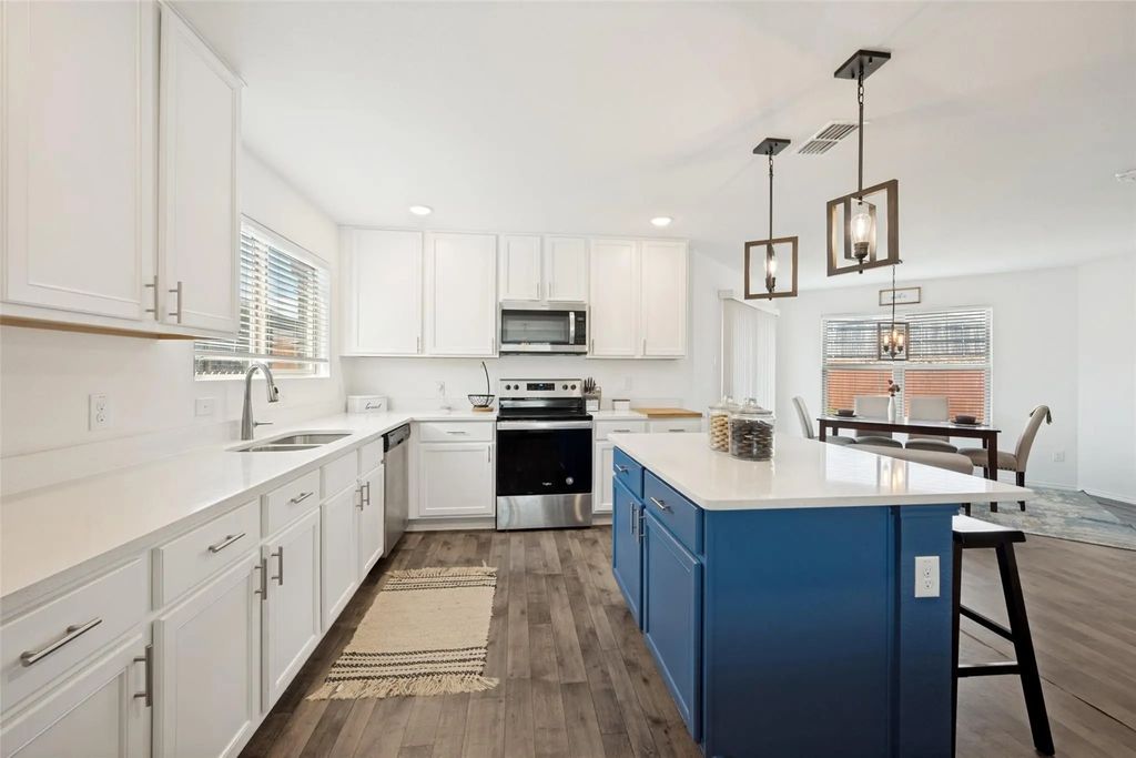 10612 Desert Cove, Fort Worth