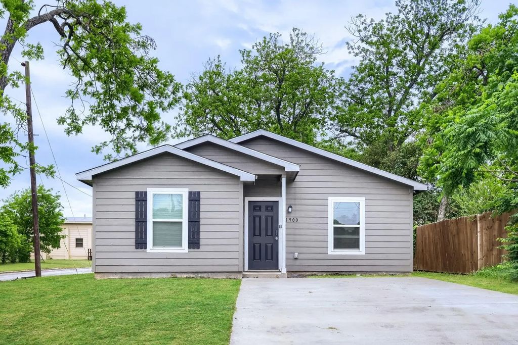 1900 N 17th Street, Waco