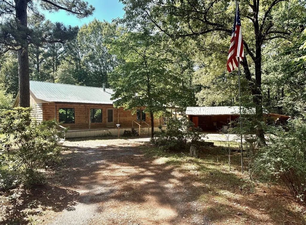 210 Whispering Pines Trail, Minden