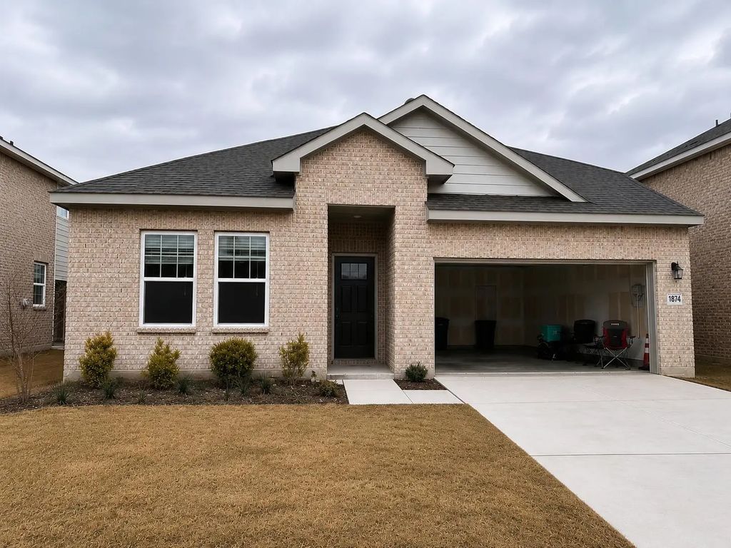 1874 Purtis Creek Drive, Forney
