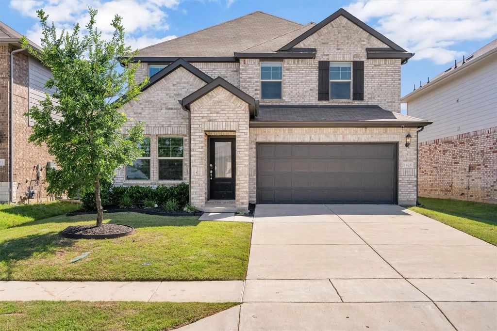 1405 Rolling Fox Drive, Forney