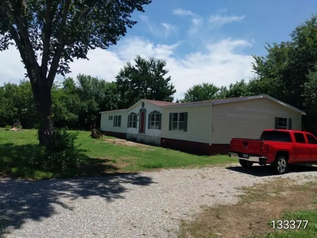 466 County Road 3070, Bonham