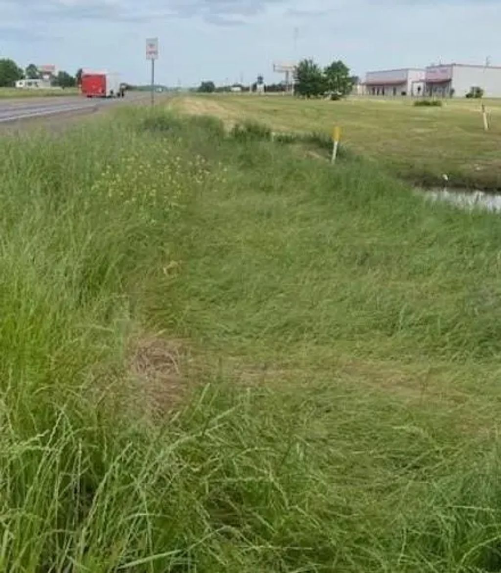 Hwy 175, Mabank
