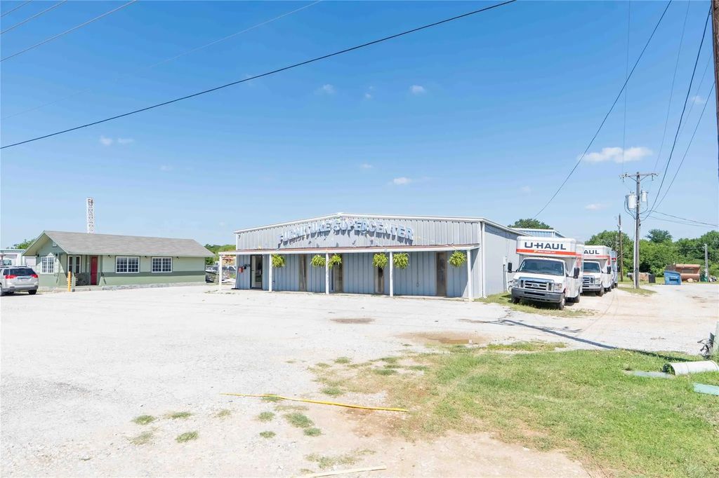 45 W Highway 380, Bridgeport