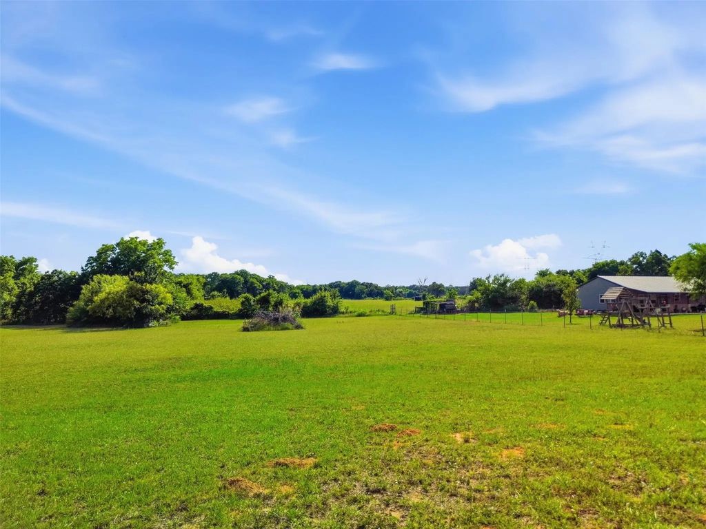 7250 Johnson Road, Granbury