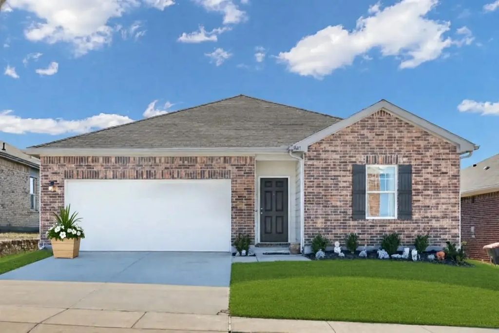 801 Peach Tree Lane, Anna