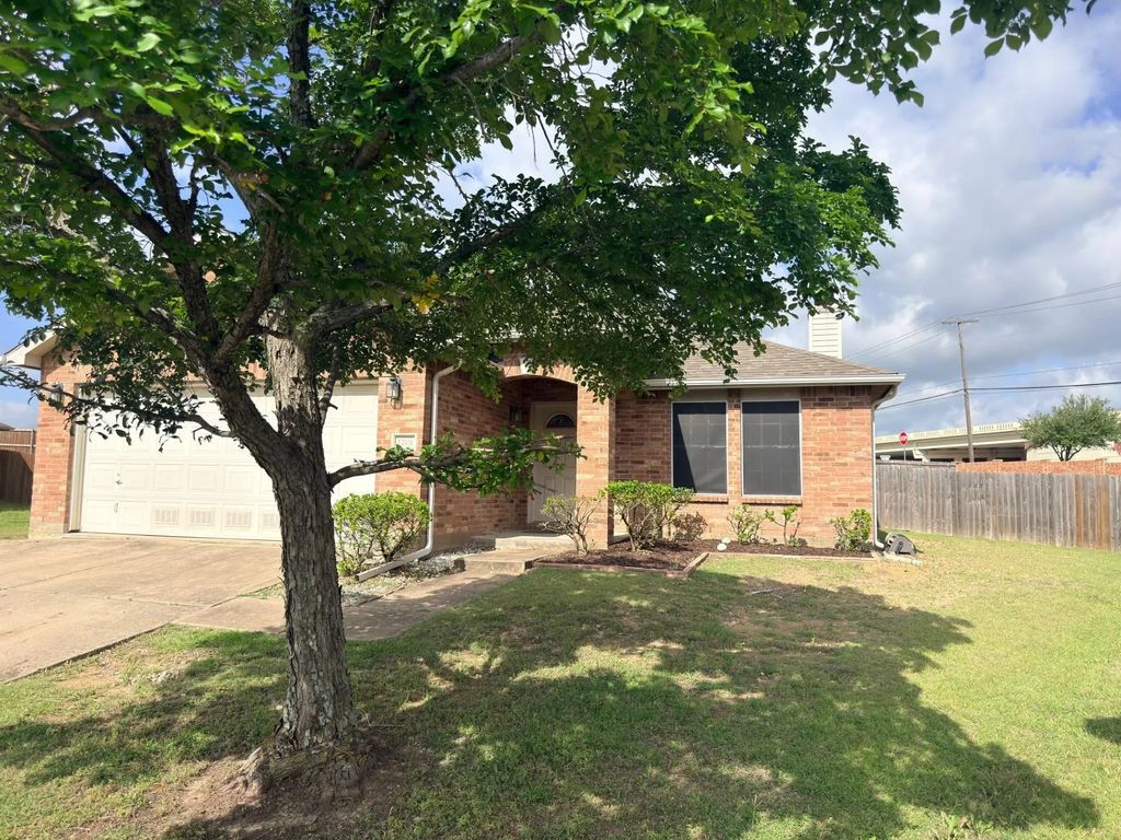 1201 Cyprus Drive, Royse City