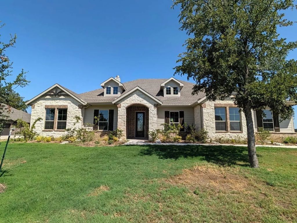 410 Cobb Road, Leonard