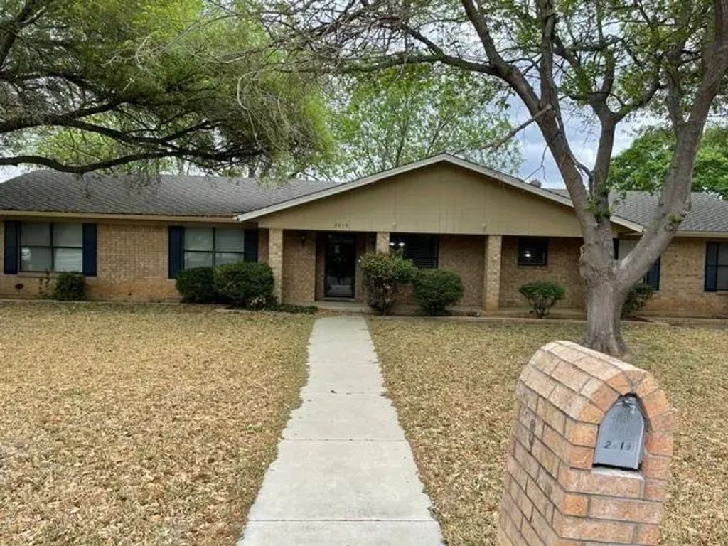 2815 Good Shepherd Drive, Brownwood