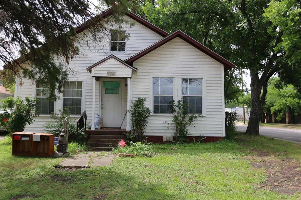 1726 Bagby Avenue, Waco