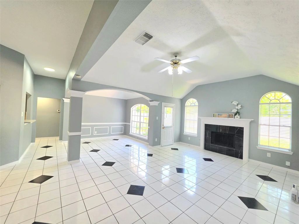 13618 Sablegrove Lane, Houston