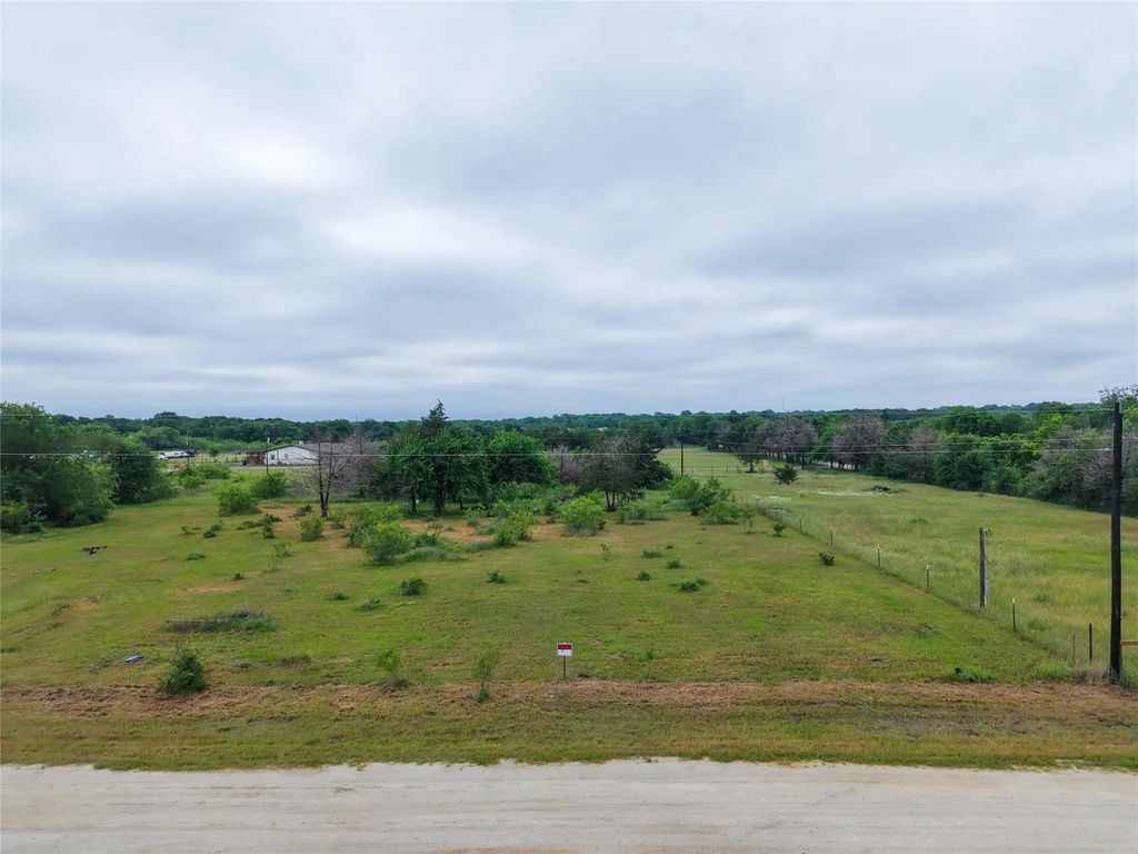 2014 Skyfall Way, Wortham