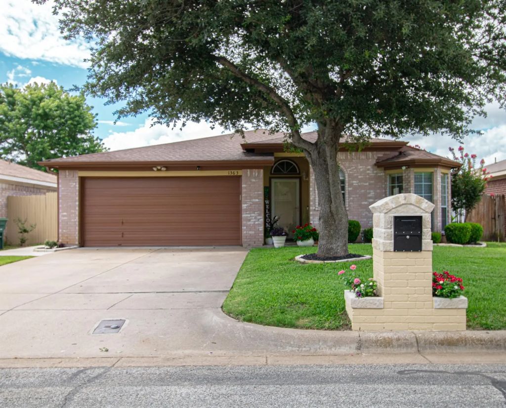 1363 Yorkshire Street 2, Fort Worth